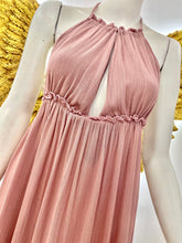 Cargar imagen en el visor de la galería, Vestido Corto Rosa Brillos
