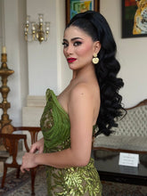 Cargar imagen en el visor de la galería, Vestido verde corto

